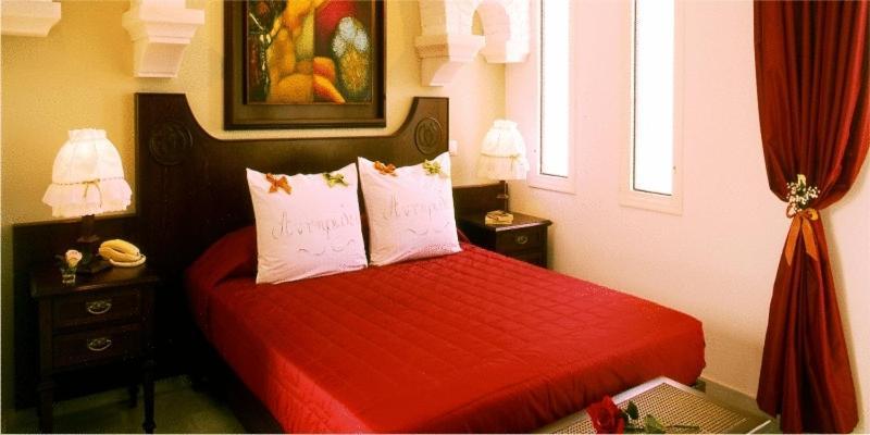 Antirides Hotel Nausa Zewnętrze zdjęcie