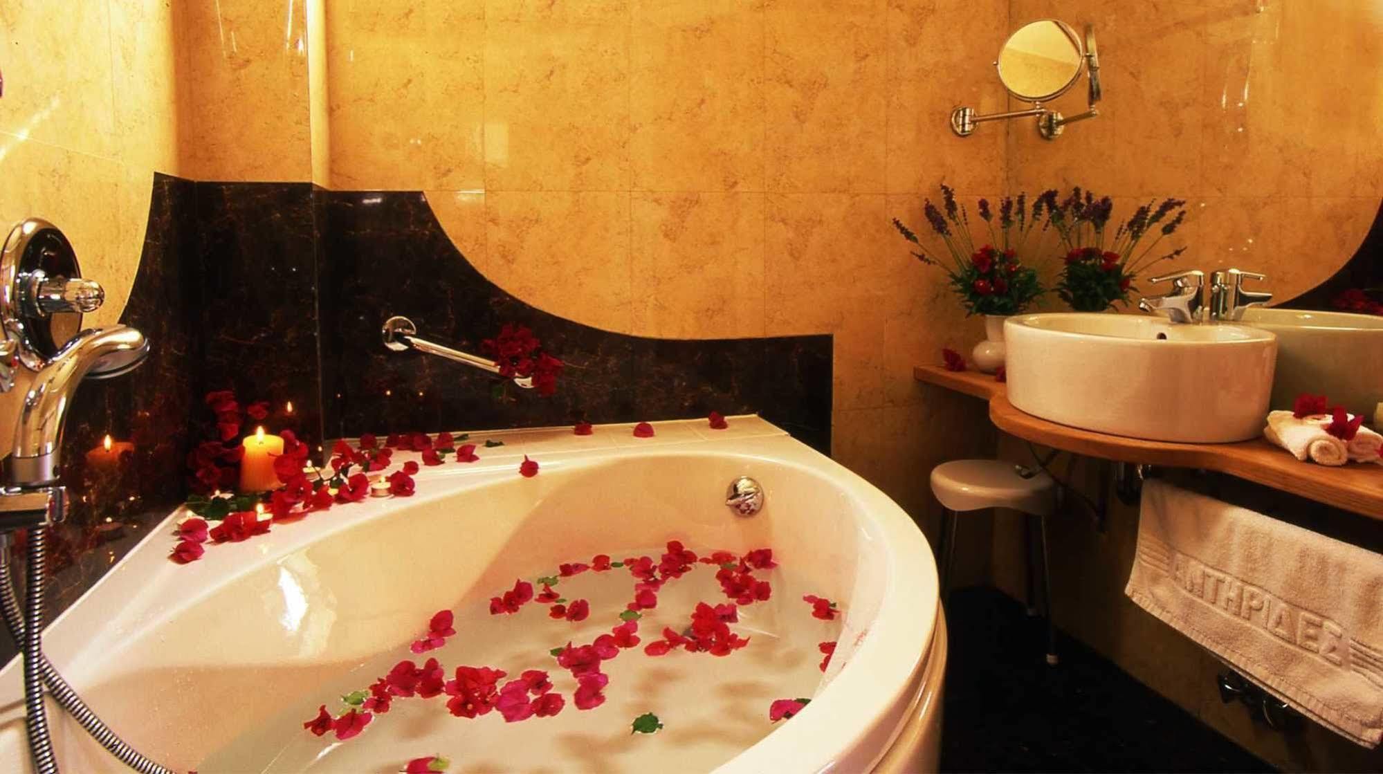 Antirides Hotel Nausa Zewnętrze zdjęcie